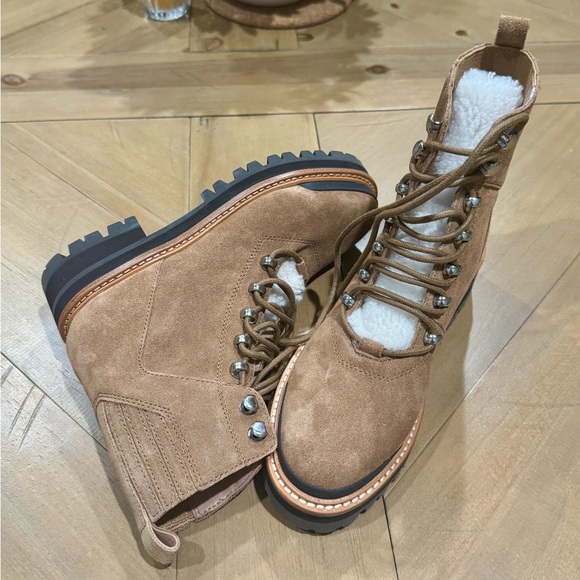 Marc Fisher LTD Izzie Izzie Lugsole Ankle Boots - Picture 11 of 11